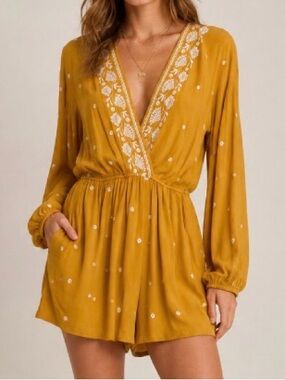 CHLOE & KATIE Yellow Embroidered  Long Sleeve Romper Size XS